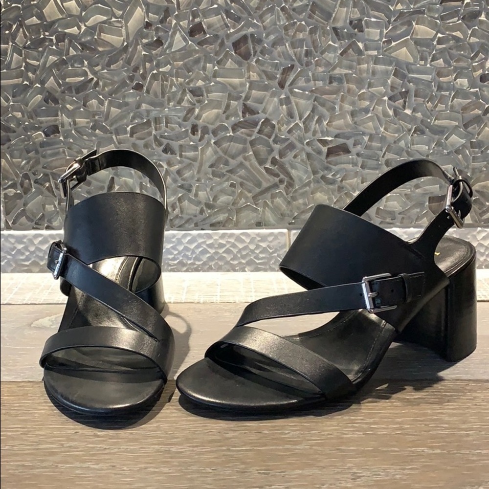 Lauren Ralph Lauren - FLORIN Sandals-LIKE NEW!